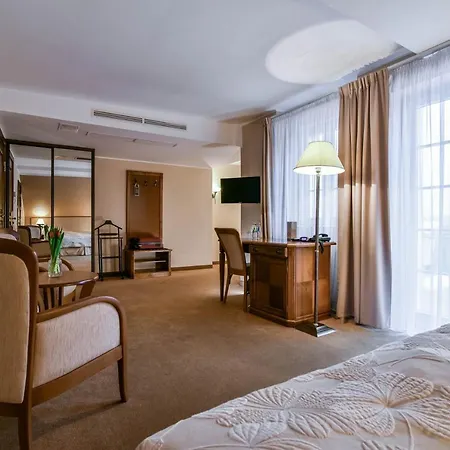 Wieniawa 4* Rekowo (Puck)