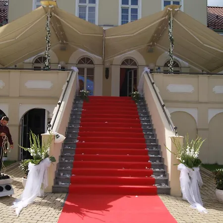 Wieniawa فندق